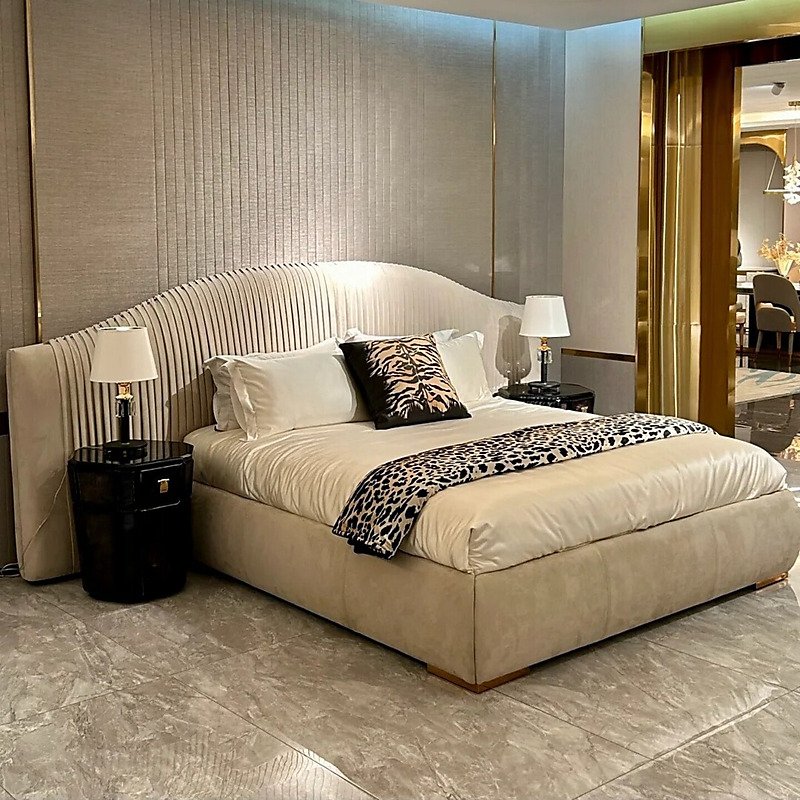 Wide Bed - Image 3