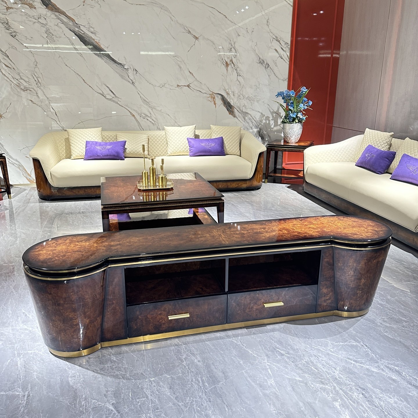 Sofa - Image 3