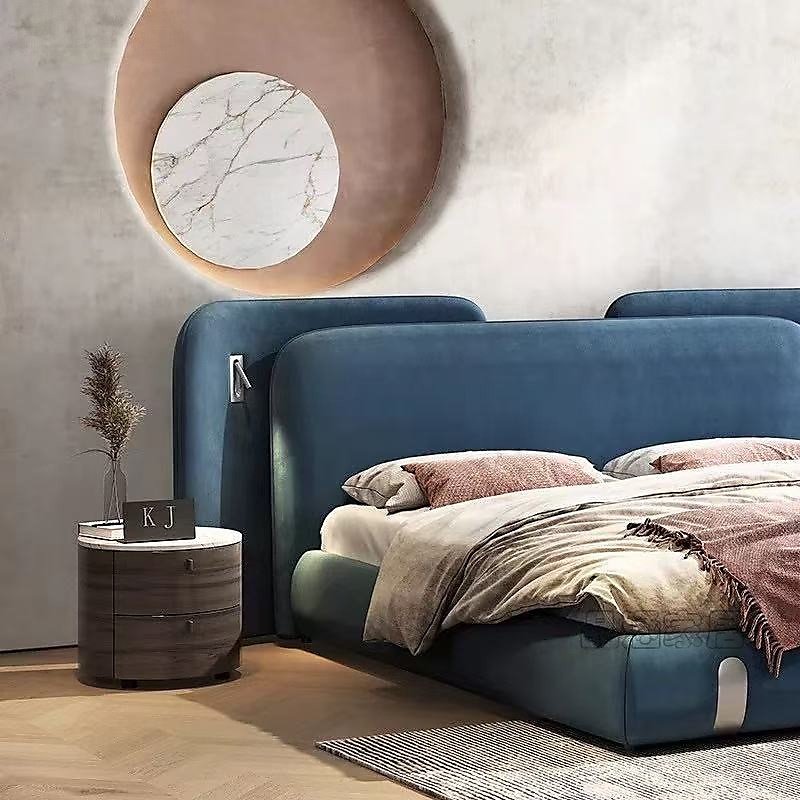 Wide Bed - Image 2