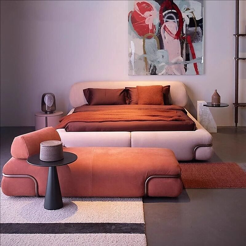 Wide Bed - Image 3